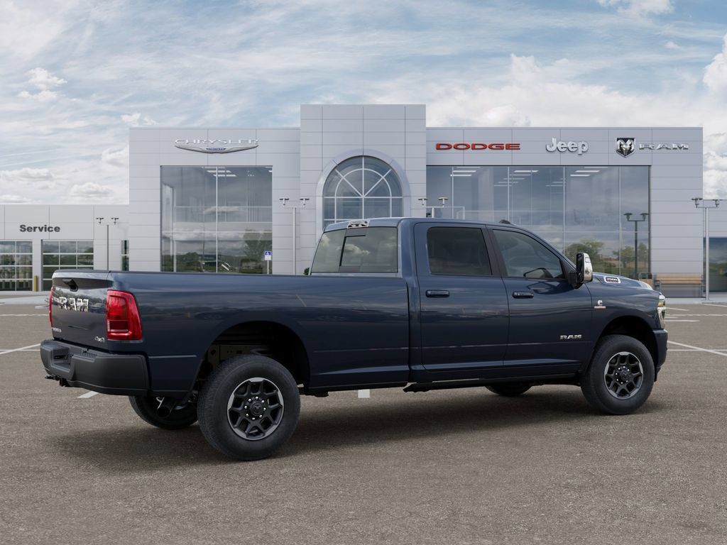 New 2026 RAM 2500 Laramie AWD/4WD image 4