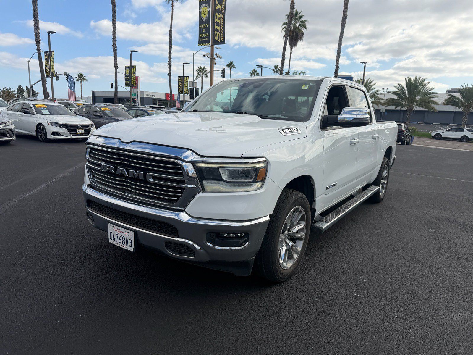 Used 2023 RAM 1500 Laramie RWD image 3