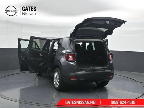 Used 2023 Jeep Renegade Latitude AWD/4WD image 53