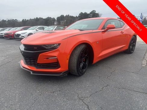 Used 2019 Chevrolet Camaro SS image 2
