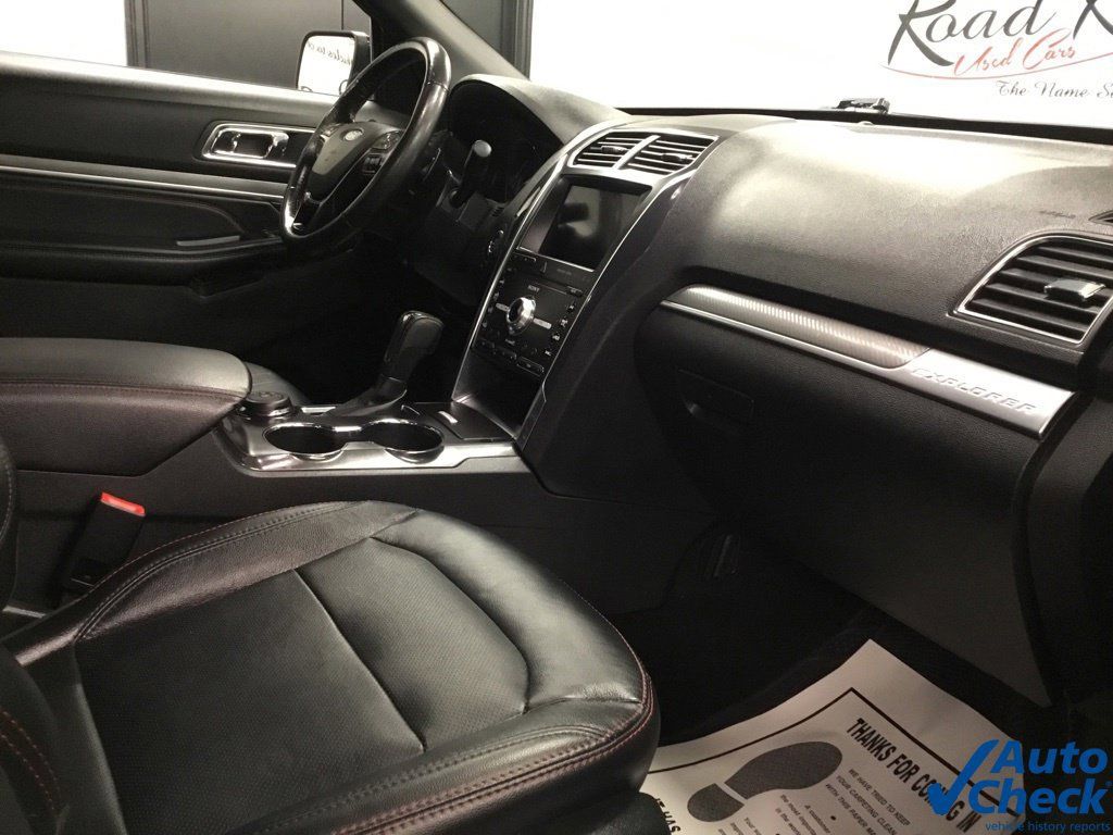 Used 2019 Ford Explorer Sport w/ Equipment Group 401A AWD/4WD image 38