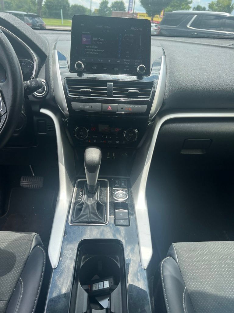 Used 2024 Mitsubishi Eclipse Cross AWD image 14
