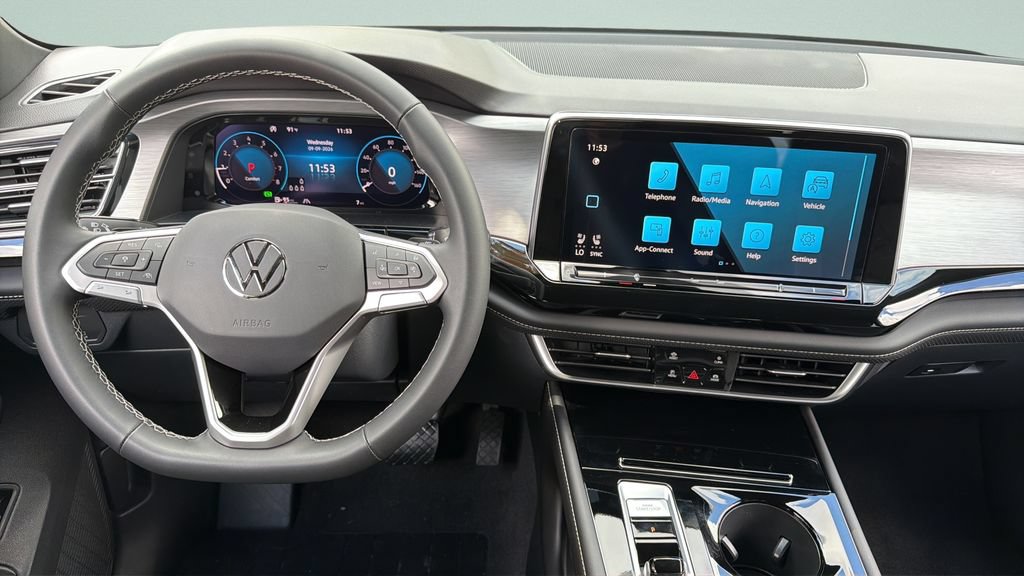 New 2026 Volkswagen Atlas Cross Sport SE FWD image 17