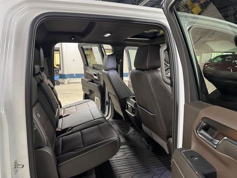 Used 2024 GMC Sierra 1500 Denali w/ Denali Reserve Package AWD/4WD image 12