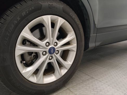 Used 2018 Ford Escape SEL w/ Ford Safe & Smart Package AWD/4WD image 31