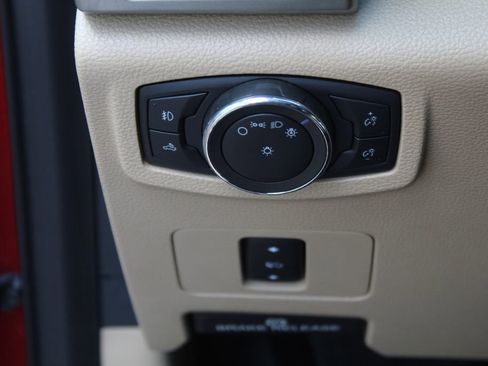 Used 2020 Ford F250 Lariat AWD/4WD image 38