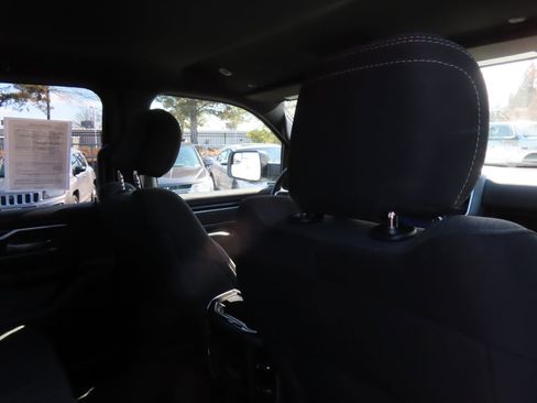 Used 2021 RAM 1500 Big Horn image 28