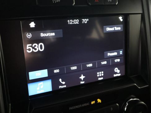 Used 2018 Ford F150 XLT w/ Equipment Group 302A Luxury AWD/4WD image 38
