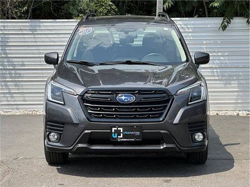 Used 2022 Subaru Forester Premium AWD/4WD image 7