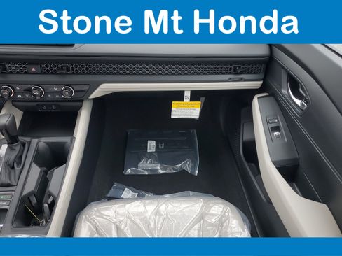 New 2025 Honda Accord LX image 15