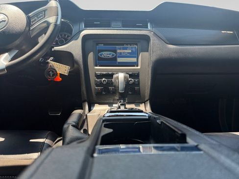 Used 2013 Ford Mustang GT Premium w/ Electronics Pkg RWD image 12