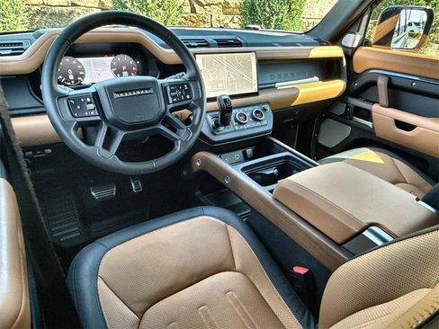 Used 2024 Land Rover Defender 130 X image 13