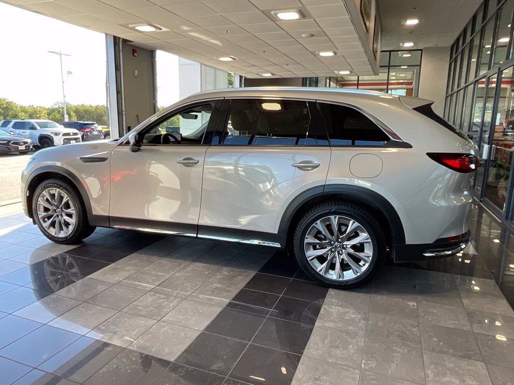 Used 2024 MAZDA CX-90 3.3 Turbo w/ Premium Package AWD/4WD image 4