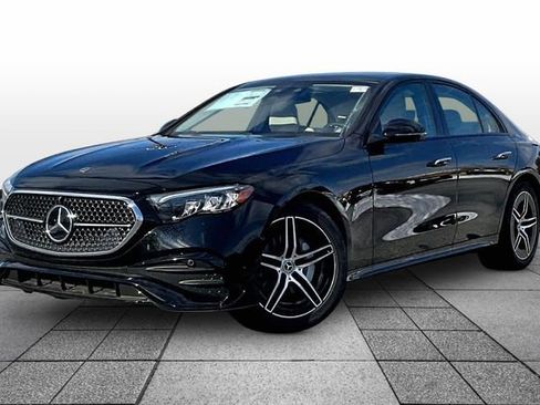 New 2026 Mercedes-Benz E 350 4MATIC Sedan image 2