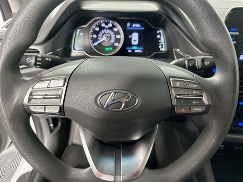 Used 2022 Hyundai Ioniq Blue FWD image 18