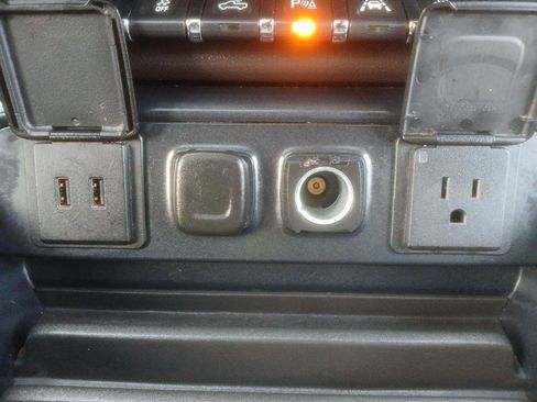 Used 2017 GMC Sierra 1500 SLT w/ SLT Premium Package image 61