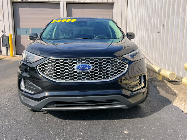 Used 2024 Ford Edge SEL w/ Convenience Package AWD/4WD image 2