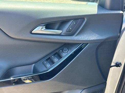Used 2025 Chevrolet Equinox LT w/ Safety and Technology Package FWD image 26