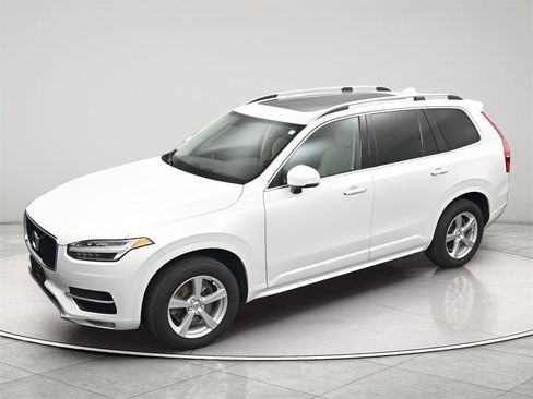 Used 2019 Volvo XC90 T5 Momentum image 13