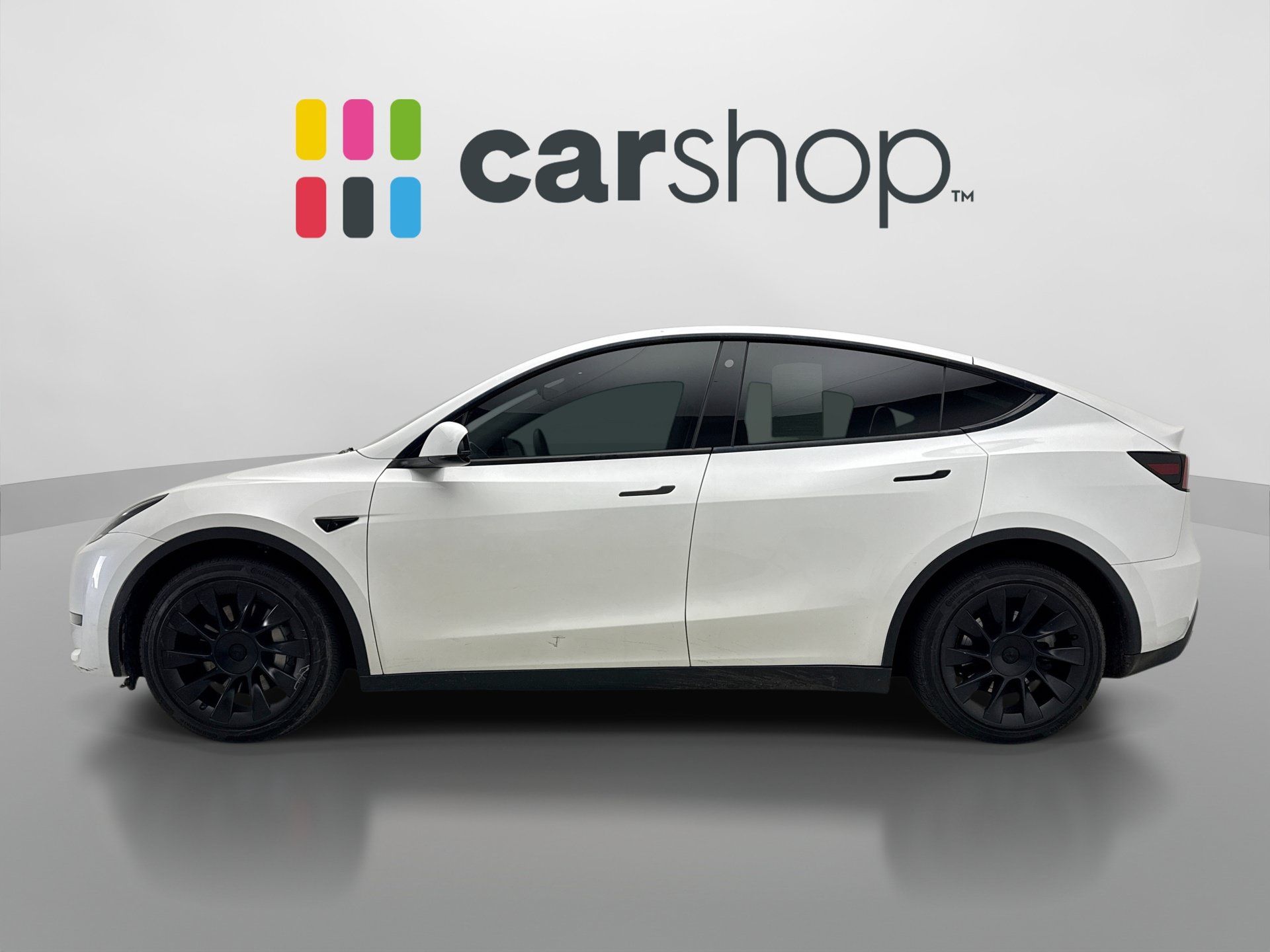 Used 2023 Tesla Model Y Long Range AWD/4WD image 2