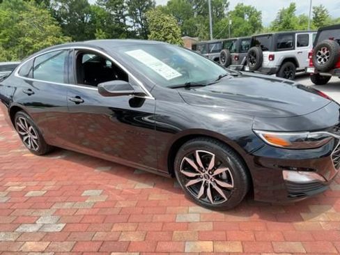 Used 2024 Chevrolet Malibu RS FWD image 3