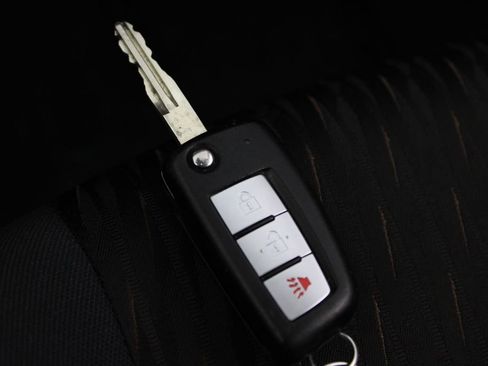 Certified 2019 Nissan Rogue S FWD image 29