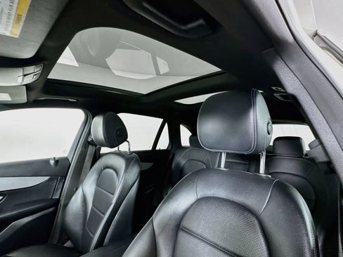 Used 2019 Mercedes-Benz GLC 300 4MATIC image 21