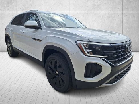 New 2026 Volkswagen Atlas Cross Sport SE image 7