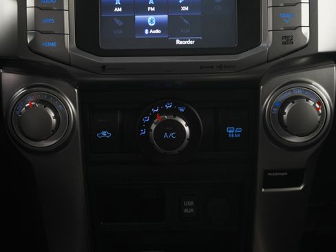 Used 2019 Toyota 4Runner SR5 image 17