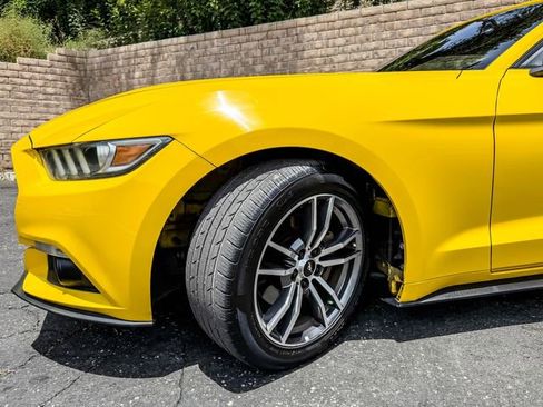 Used 2016 Ford Mustang Premium RWD image 28