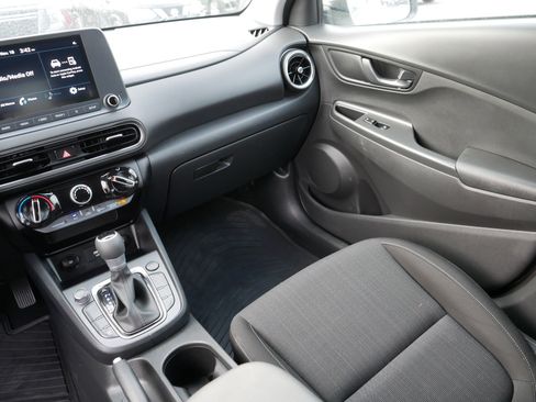 Used 2023 Hyundai Kona SEL w/ Cargo Package image 11