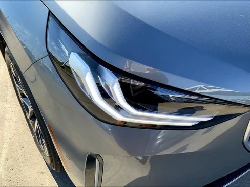 New 2026 BMW X3 xDrive30 w/ Premium Package image 13