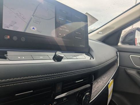 New 2026 Nissan Rogue Platinum w/ Platinum Premium Package image 24