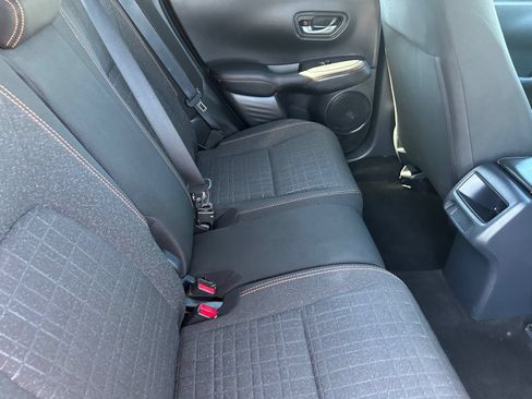 Used 2025 Honda HR-V Sport image 15