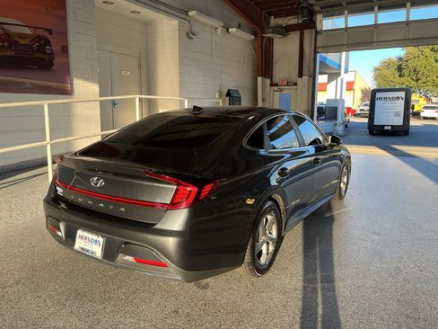 Used 2022 Hyundai Sonata SE image 9