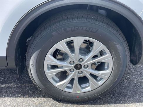 New 2026 Ford Escape Active image 9