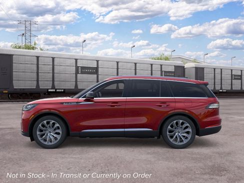 New 2026 Lincoln Aviator AWD image 3