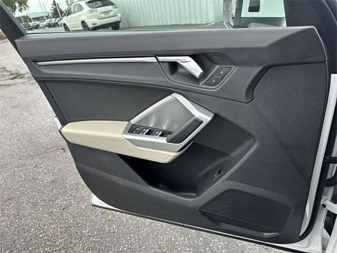 Used 2020 Audi Q3 2.0T Premium w/ Convenience Package image 25