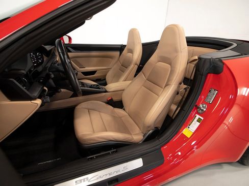Used 2021 Porsche 911 Carrera S image 35