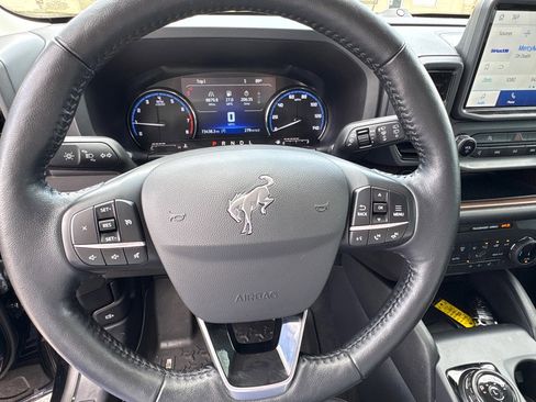 Used 2022 Ford Bronco Sport Outer Banks w/ Tech Package AWD/4WD image 17