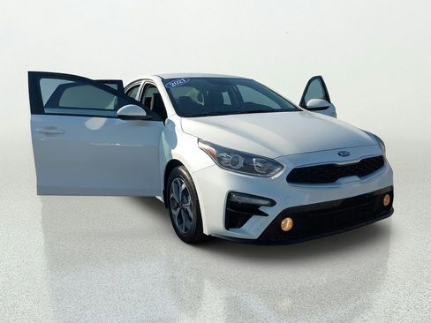 Used 2021 Kia Forte LXS FWD image 9