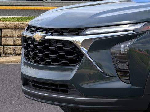 New 2026 Chevrolet Trax LT w/ Sunroof Package image 13