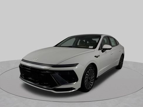 New 2025 Hyundai Sonata Limited FWD image 40