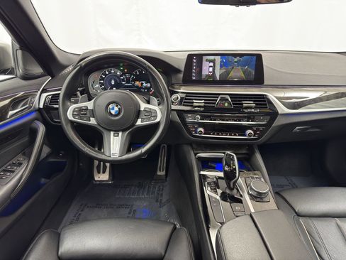 Used 2019 BMW M550i xDrive image 30