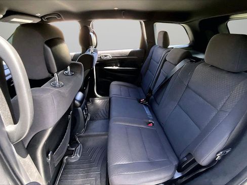 Certified 2018 Jeep Grand Cherokee Laredo RWD image 21