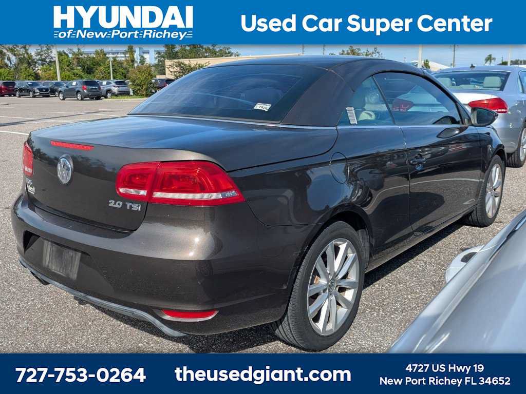 Used 2012 Volkswagen Eos Komfort FWD image 2