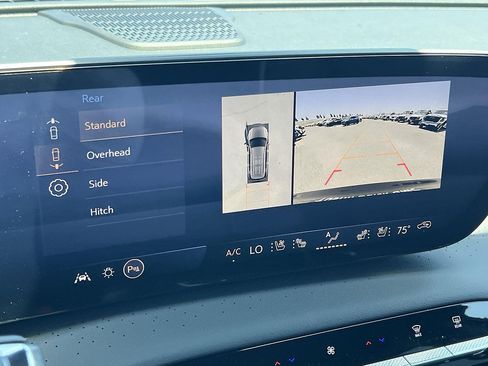 New 2026 Buick Enclave Avenir w/ Super Cruise Package FWD image 19