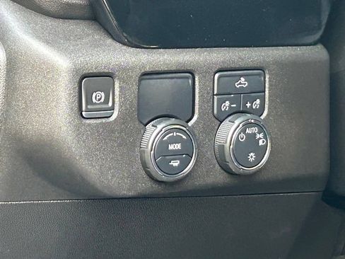 Used 2024 Chevrolet Silverado 1500 LT w/ Protection Package RWD image 34