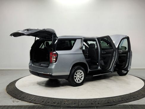Used 2024 Chevrolet Tahoe LT image 15