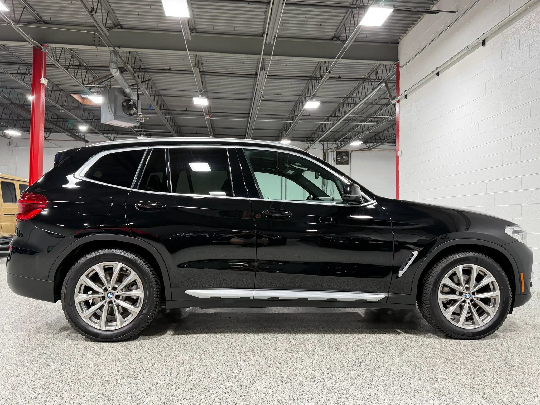 Used 2019 BMW X3 xDrive30i w/ Convenience Package AWD/4WD image 5